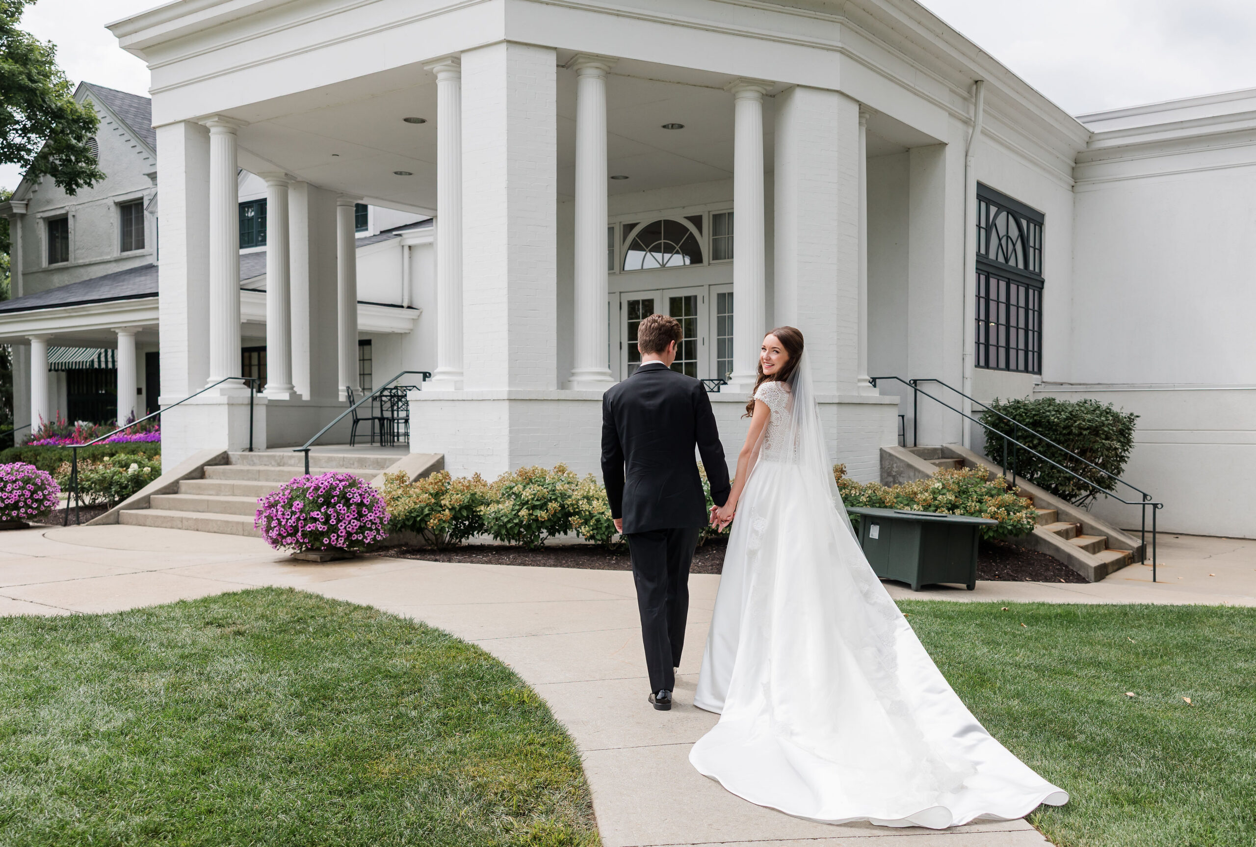 Wedding Ceremony at Woodstock Club Indianapolis